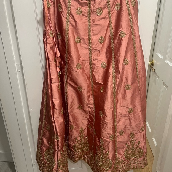 ✨Pink and Gold Indian Lehenga✨ - Picture 5 of 16